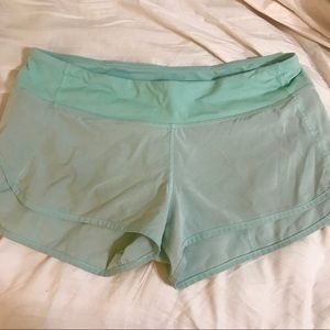 Lululemon speed shorts size 8 (2.5in inseam)